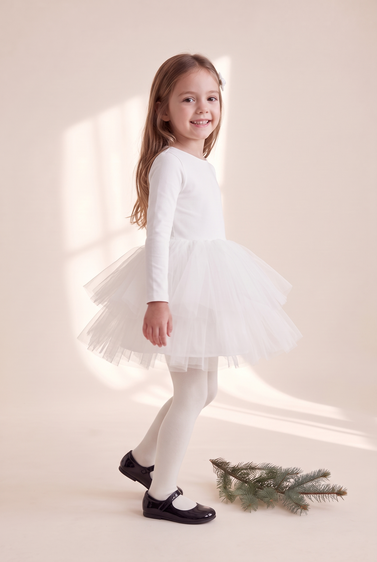 Abito Bambina Tutù Bianco indossato - tre quarti