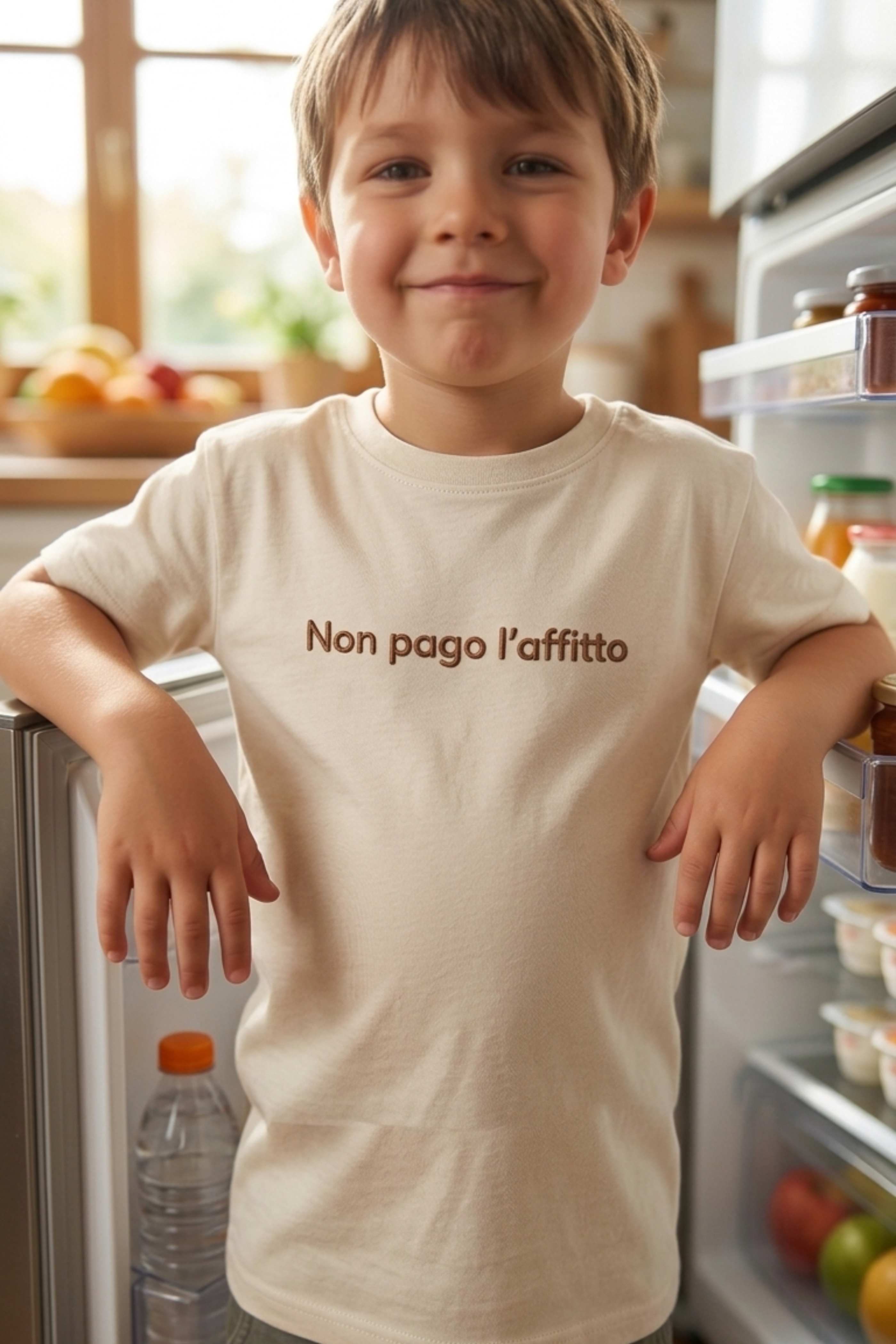 T-shirt Ricamata "Non pago l'affitto"