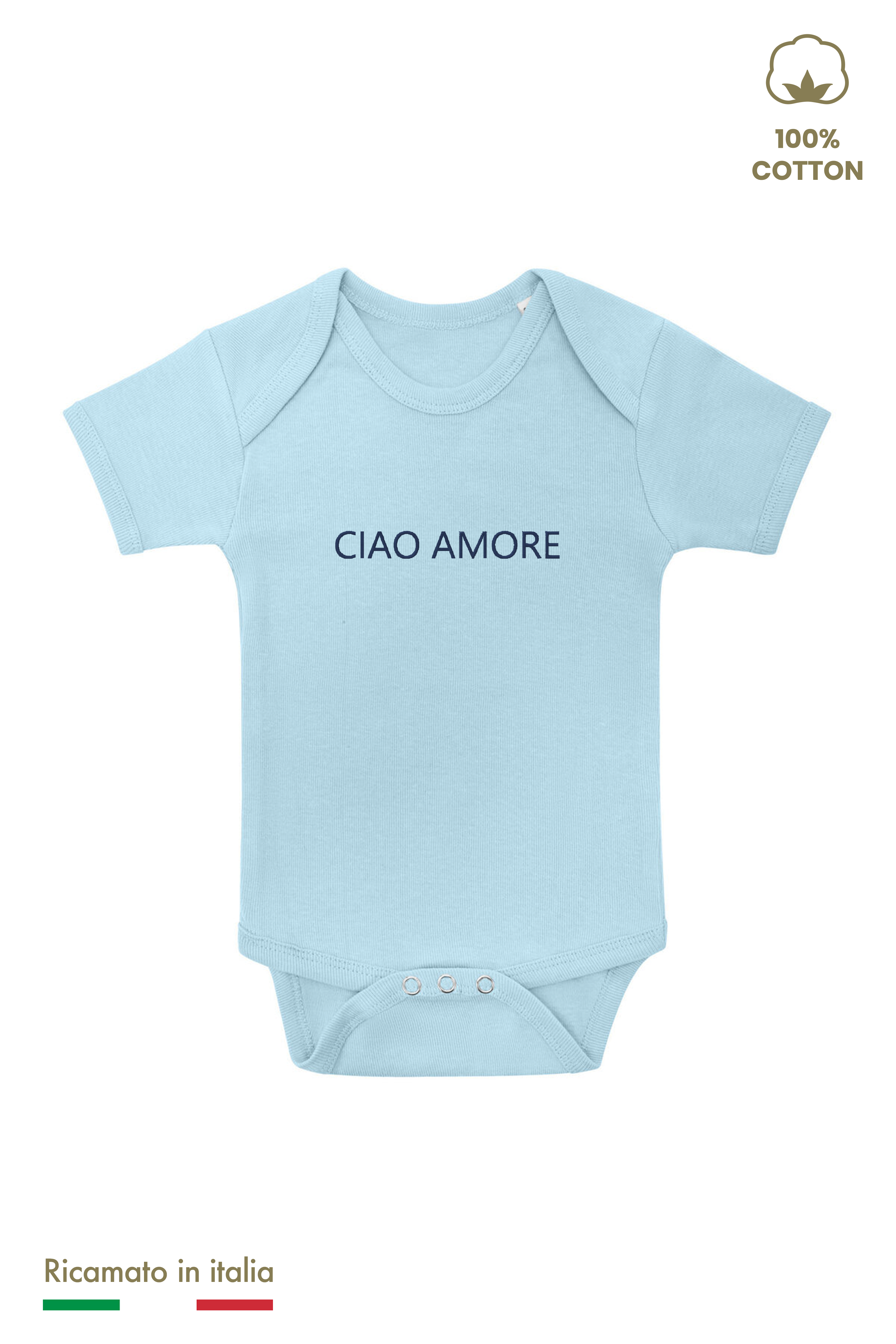 Body ricamato bambino azzurro denim (Polvere) con scritta Ciao Amore ricamata in filo blu navy, vista frontale